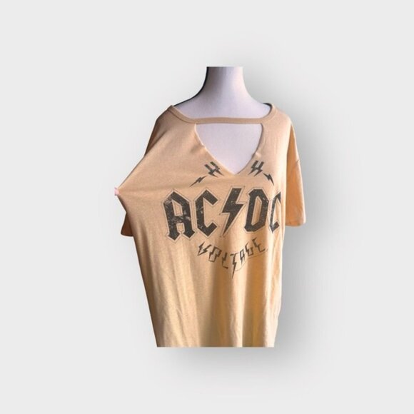 🆕 NWT Women’s torrid 3 Yellow AC/DC High Voltage Choker Tee 3X XXXL 3XL 22 24 - Picture 3 of 11